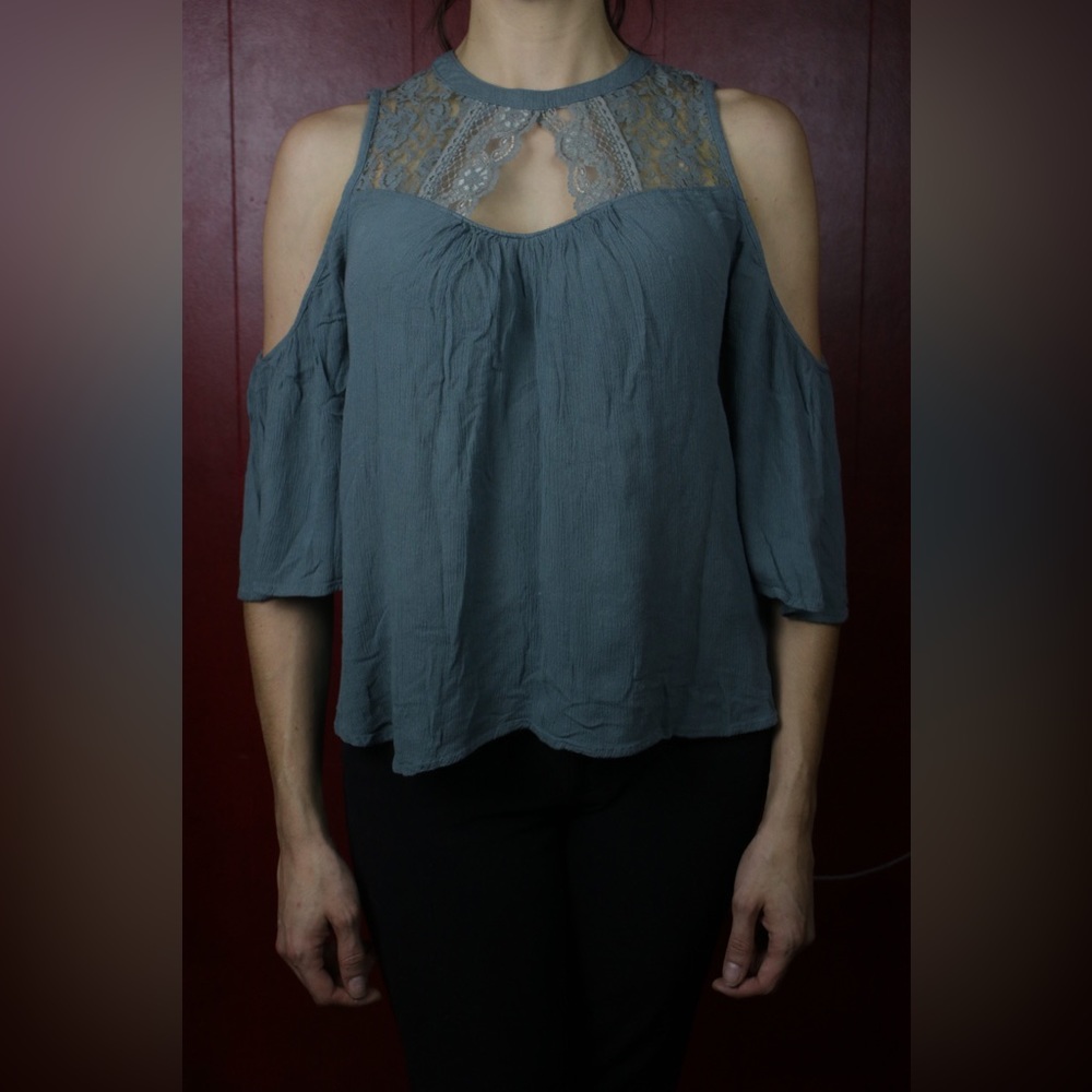 Arizona Cold Shoulder Bell Sleeve Lace Top